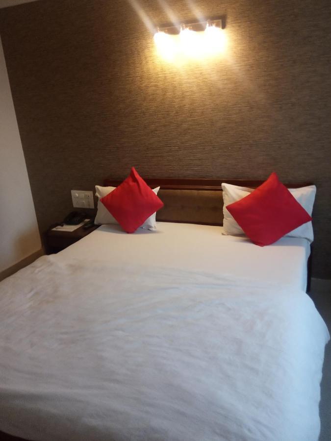Hotel Apex 아흐메다바드 외부 사진